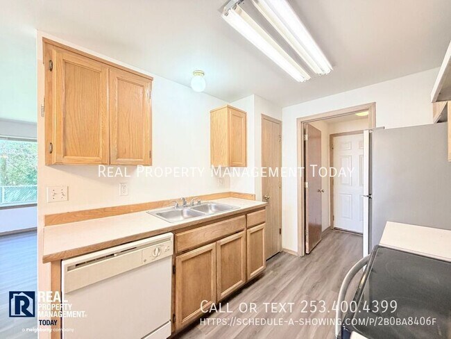 Foto del edificio - 1539 E 91st St