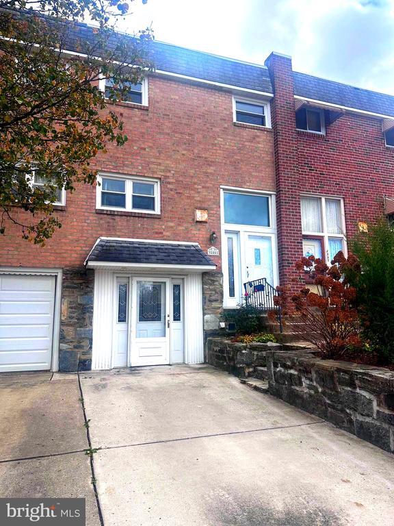 Building Photo - 3555 Churchill Ln
