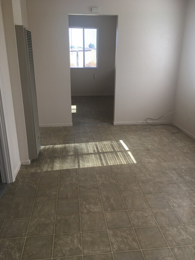 Foto del edificio - 14050 Avenue 384