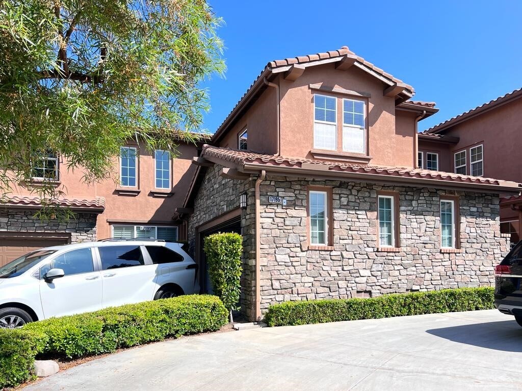 Foto principal - 17195 Coriander Ct