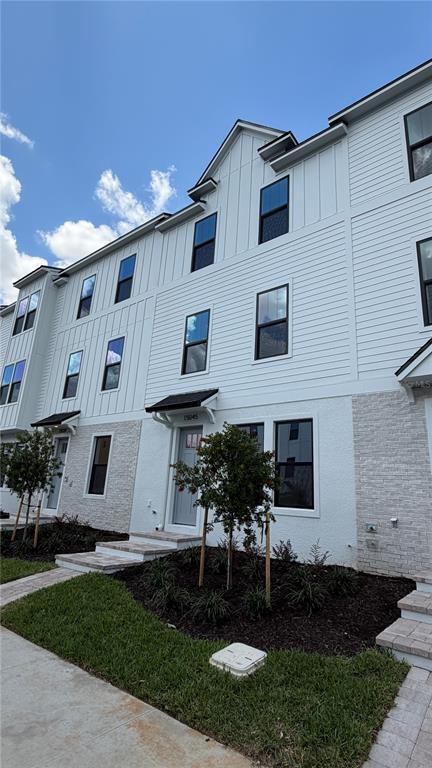 Building Photo - 15045 Groveside Rd