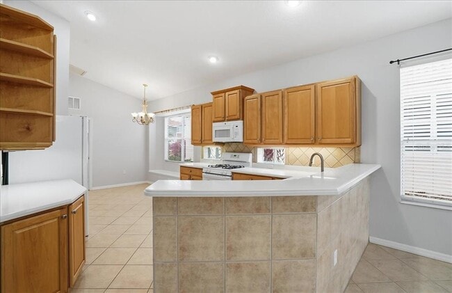 Building Photo - 6055 Wingspan Way