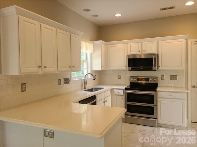 Building Photo - 9509 Mitchell Glen Dr