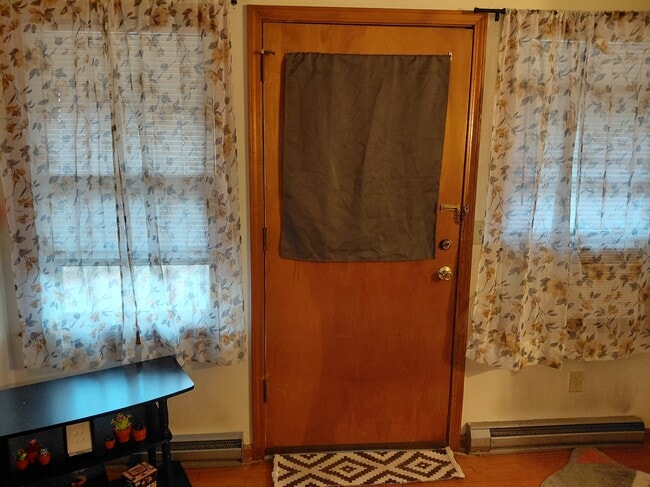 Building Photo - 901 Old Homestead Ln