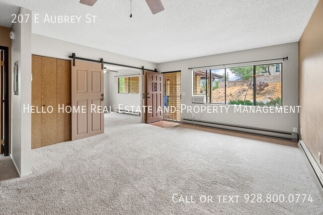 Foto del edificio - 207 E Aubrey St