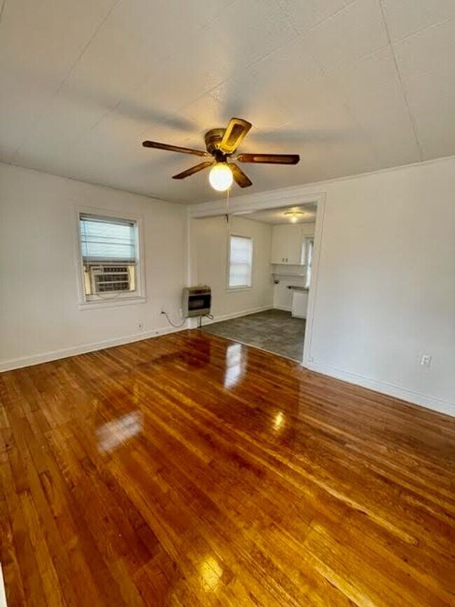 Foto del edificio - 1633 N 18th St