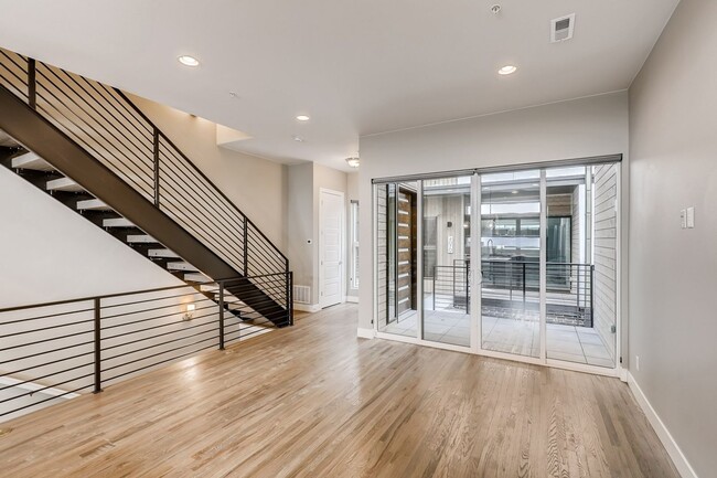 Building Photo - Beautiful Modern Townhomes for Rent