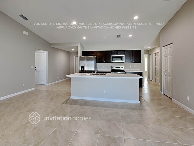 Foto del edificio - 679 SW Lucero Dr