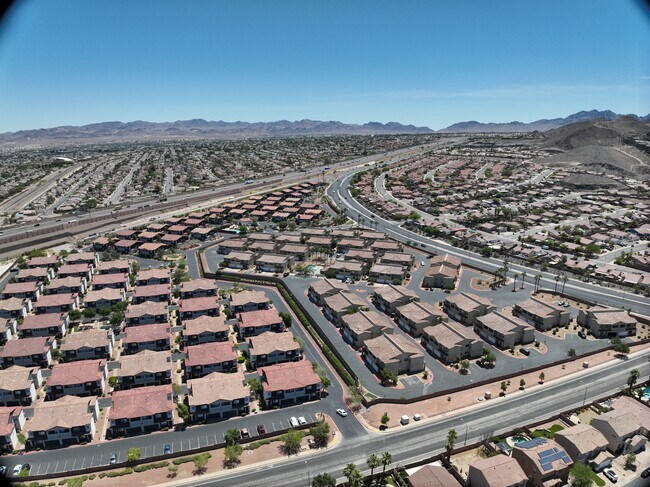 Exterior 3D - The Townhomes at Horizon Ridge