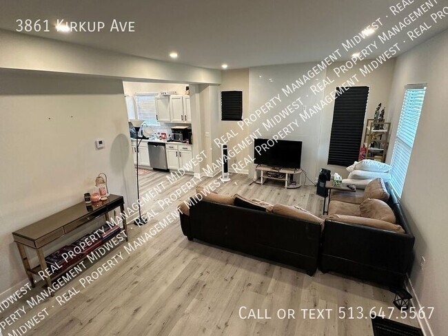 Foto del edificio - 3861 Kirkup Ave