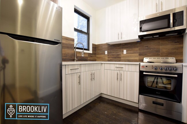 Foto del edificio - 519 Eastern Pkwy