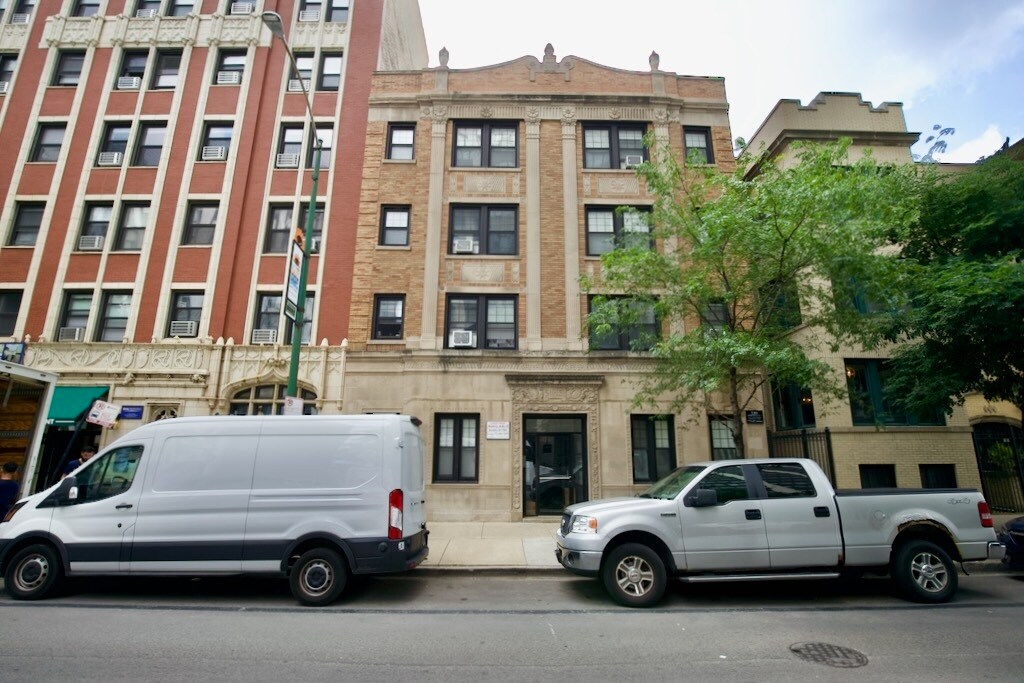 Foto principal - 511 W Belmont Ave
