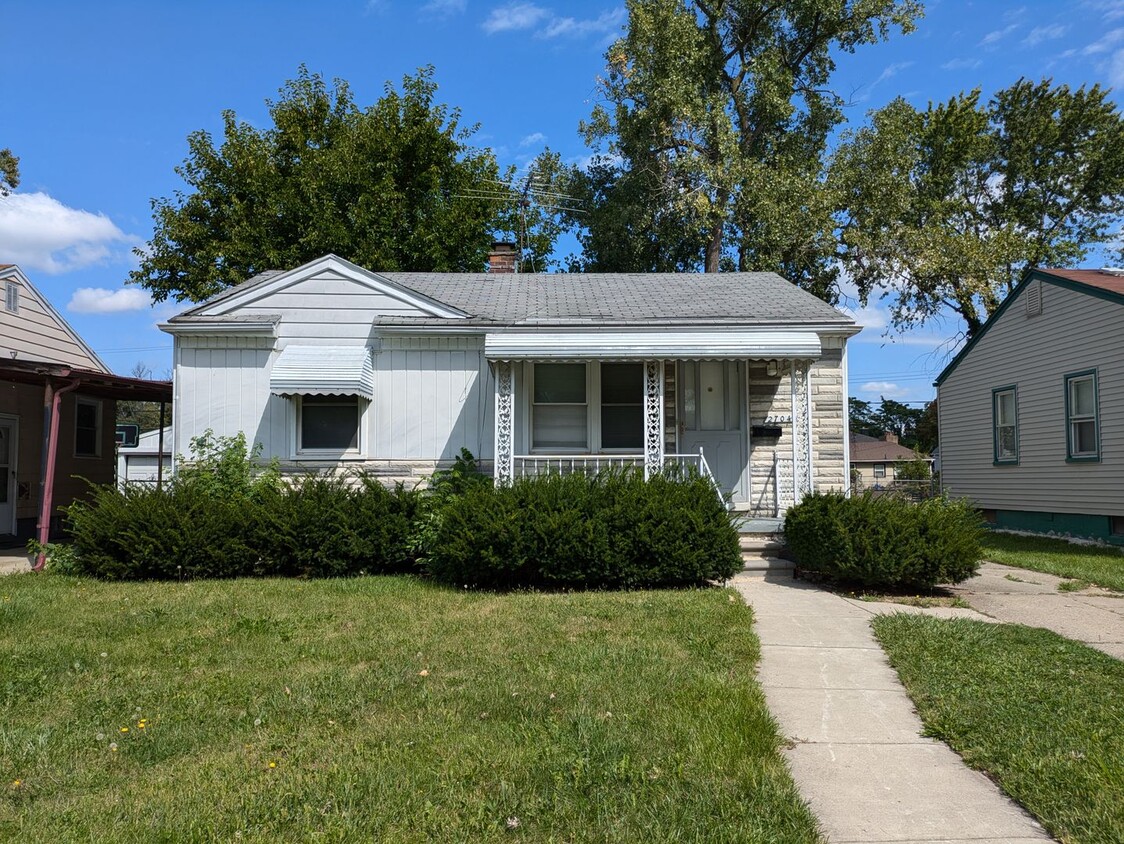 Primary Photo - 27044 New York St