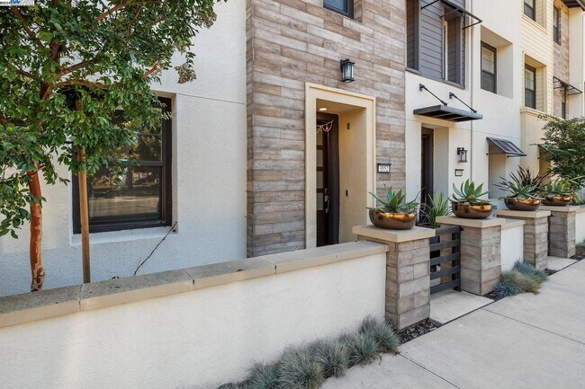 Foto del edificio - 3552 Peralta Blvd