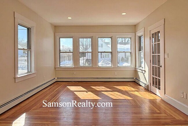 Building Photo - 178 Hillside Ave