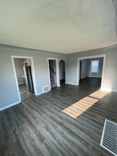 Living Room - 3130 32nd St SE