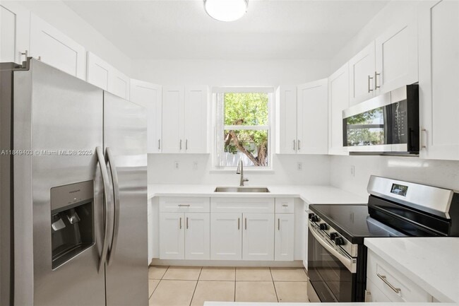 Foto del edificio - 10902 SW 242nd St