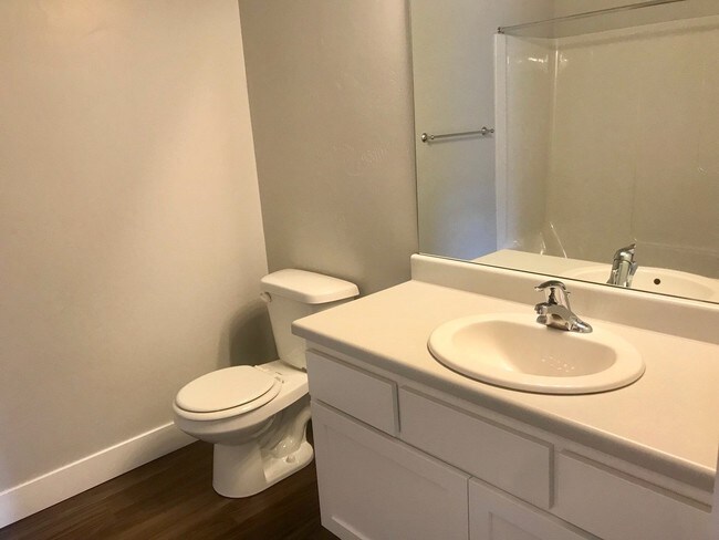 Building Photo - 14637 McKellen Dr