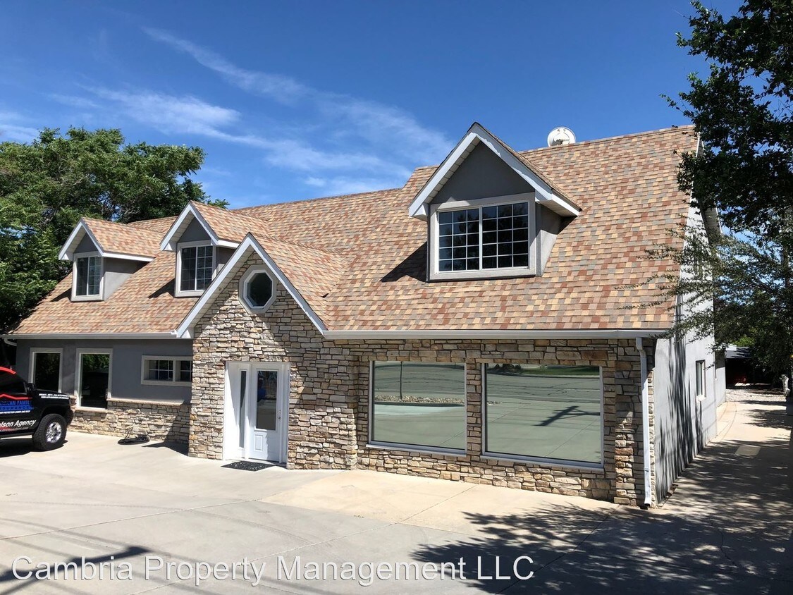 Foto principal - 2751 Fort Union Blvd