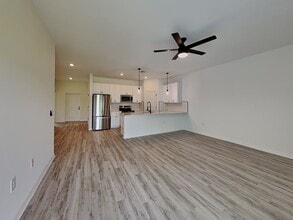 Building Photo - 4728 27th St SW