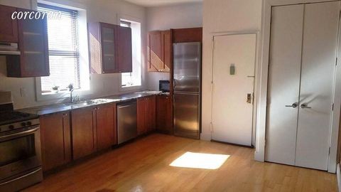 Primary Photo - 2509 7th Ave
