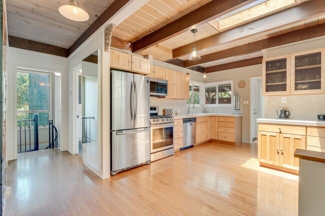 Photo - Boulder Creek Sanctuary! 50% off 1st months rent! House