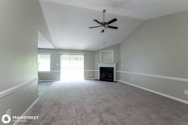 Building Photo - 208 James Crossing, Thomasville, NC 27360
