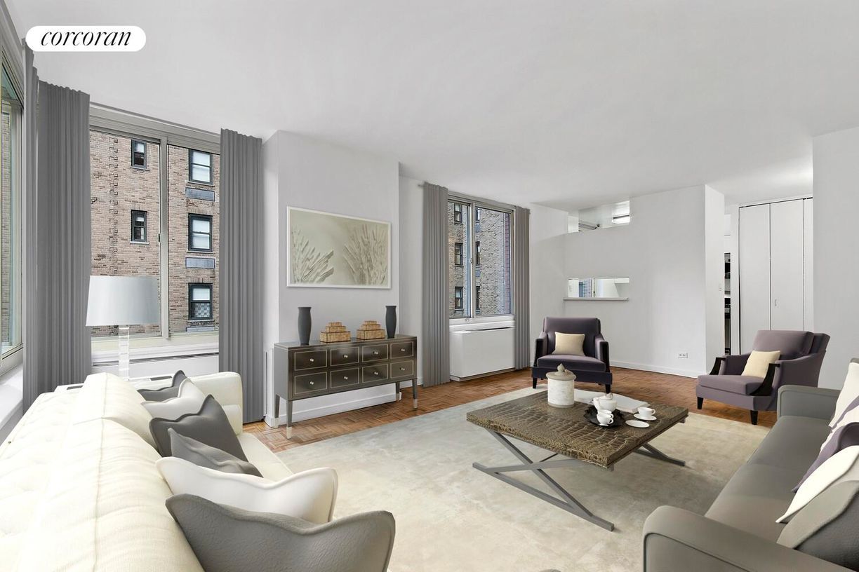 Foto principal - 145 E 48th St
