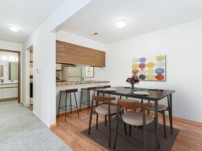 Building Photo - Tanglewood Apartments