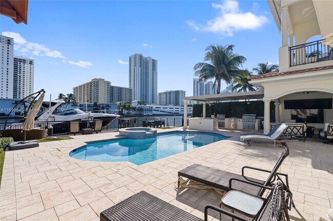 Foto del edificio - 1555 Windjammer Way