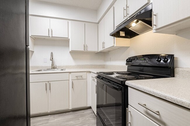 2x2 Renovated Kitchen - Nordica Landing