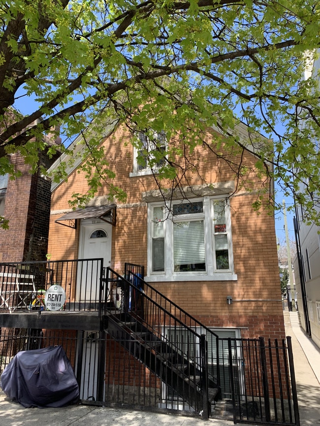 Building Photo - 2240 W Palmer St