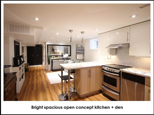 Building Photo - 403 Woodbine Av