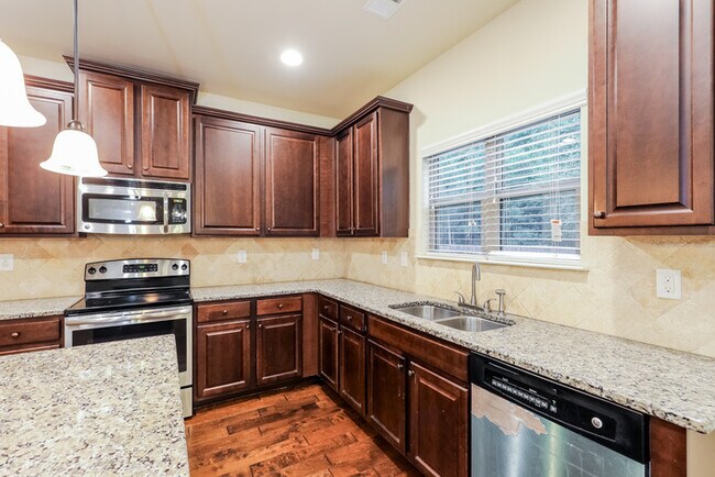 Building Photo - 4235 Sir Dixon Dr