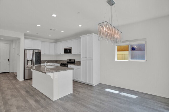 Building Photo - 35346 White Camarillo Ln