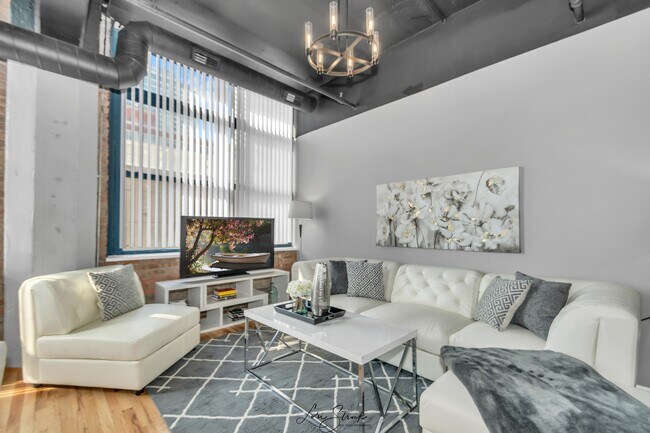 Foto del edificio - 124 W Polk St