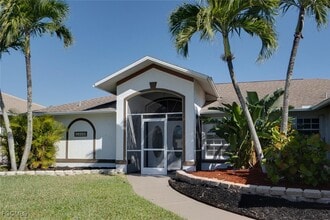 Building Photo - 2305 SW 53rd Terrace