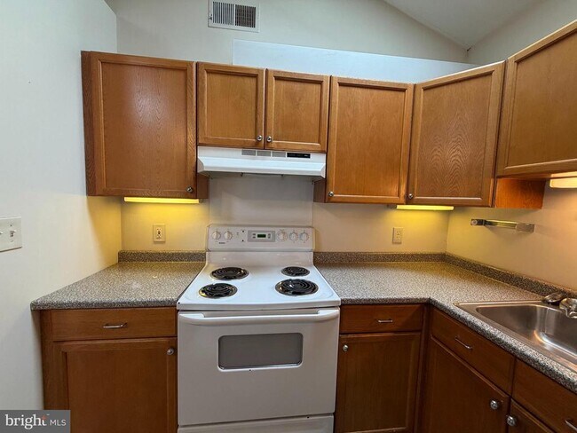 Foto del edificio - 1015 N Providence Rd