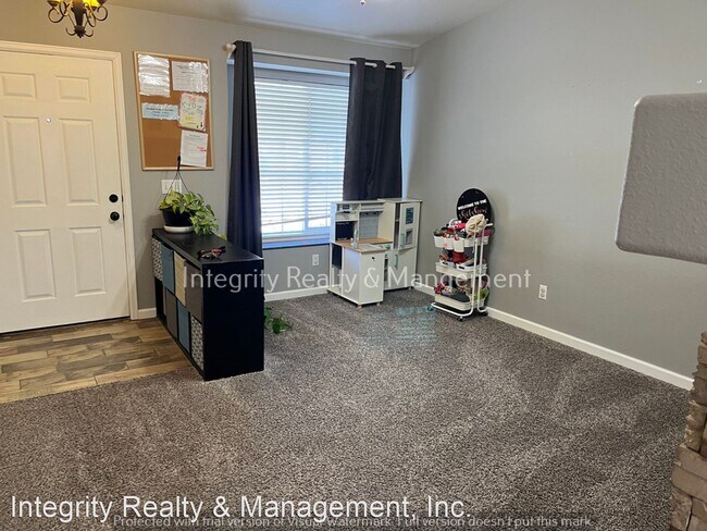 Foto del edificio - 3 br, 2.5 bath House - 344 Chelsea St