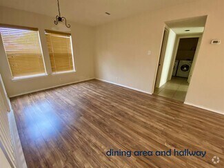 Building Photo - 2816 Adelen Ln