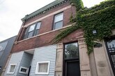 Foto principal - 3112 N California Ave