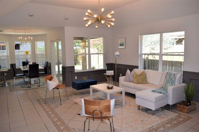 Foto del edificio - Cute & Cozy Home in McAllen