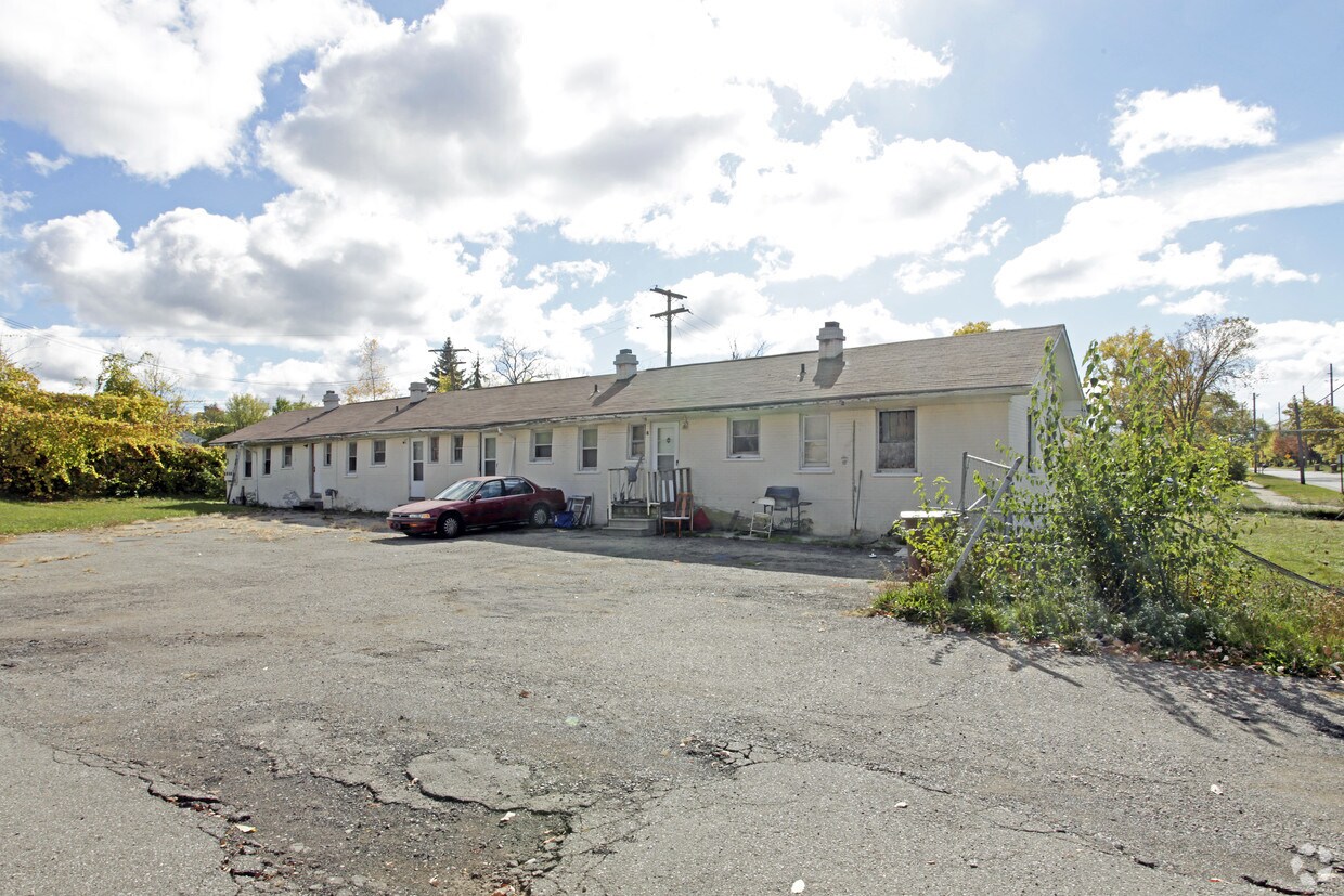Building Photo - 567 Franklin Rd