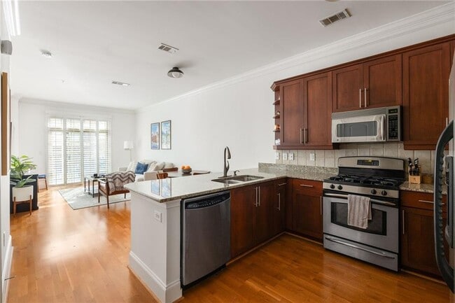 Building Photo - 1055 Piedmont Ave NE