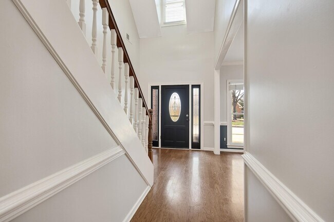 Building Photo - 979 Welbeck Cove