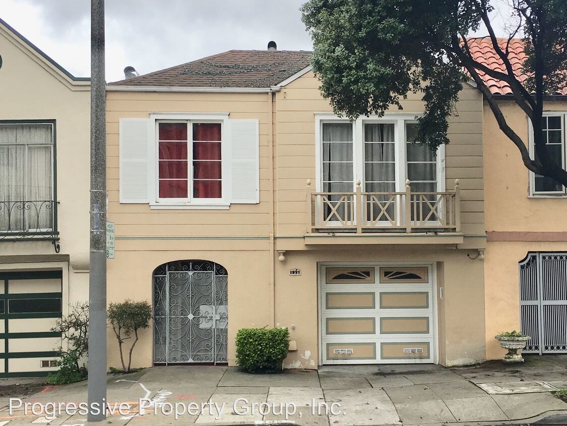 Primary Photo - 3 br, 2 bath House - 135 Monterey Blvd.