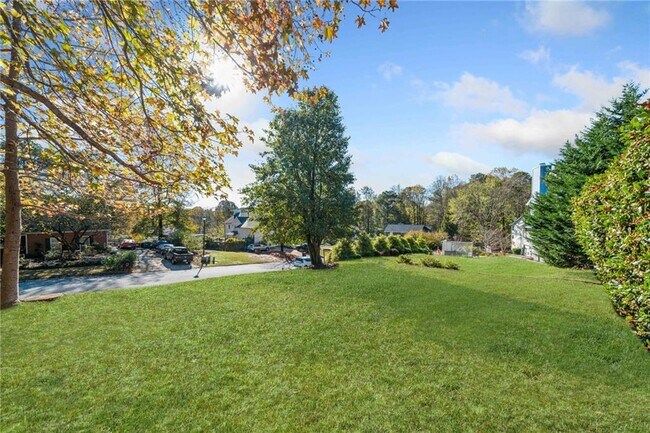 Building Photo - 210 Timber Laurel Ct