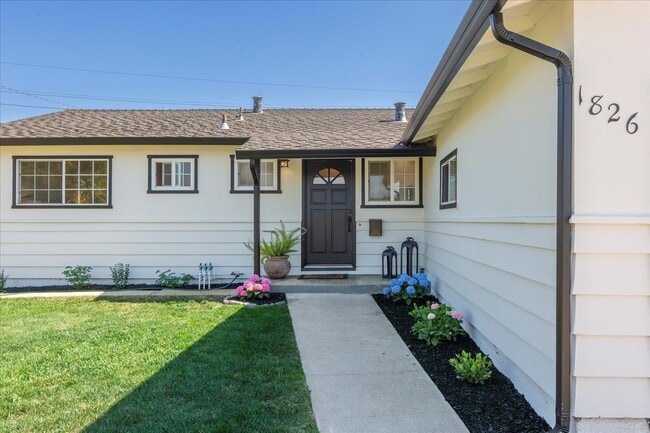 Building Photo - 1826 Ronie Way