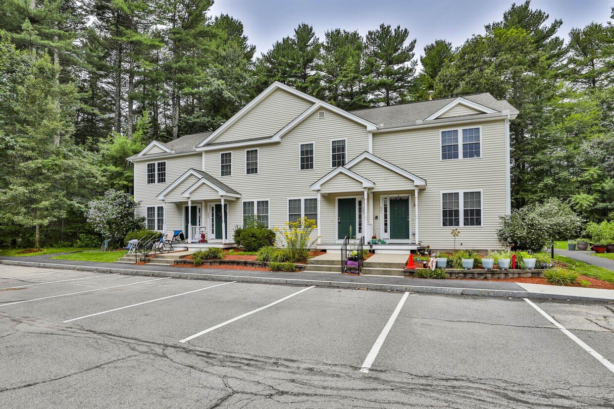 50 Barrington Ave Unit 502, Nashua, NH 03062 Condo for Rent in Nashua