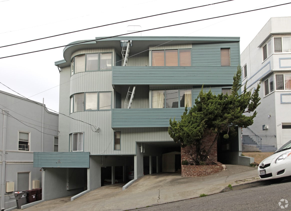 Building Photo - 604 Brooklyn Ave